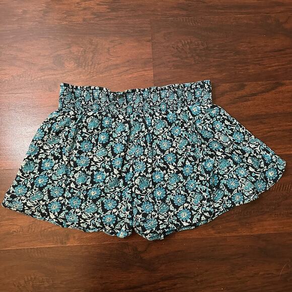 Free People blue floral shorts size XL - Picture 3 of 10